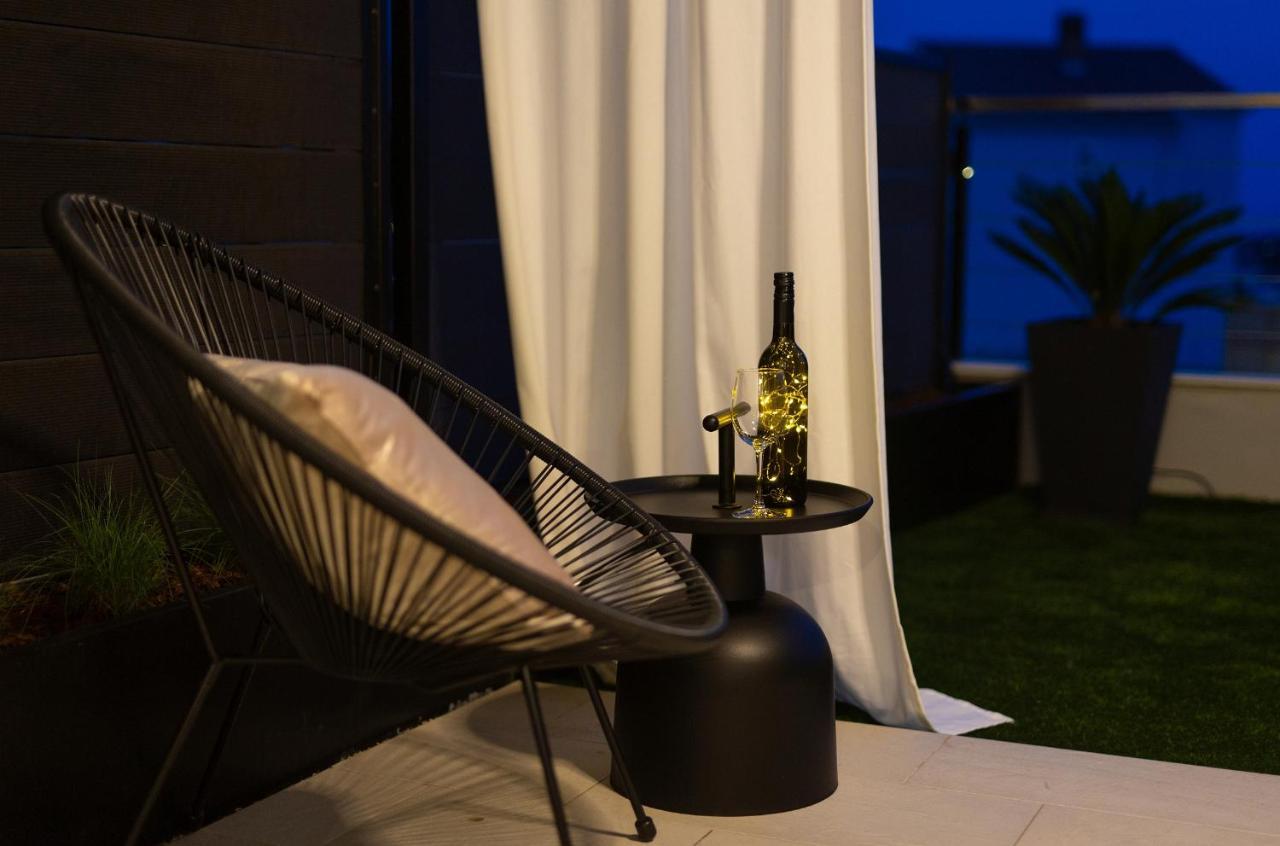 Apartment Diamar With Seaview Krk Town Esterno foto